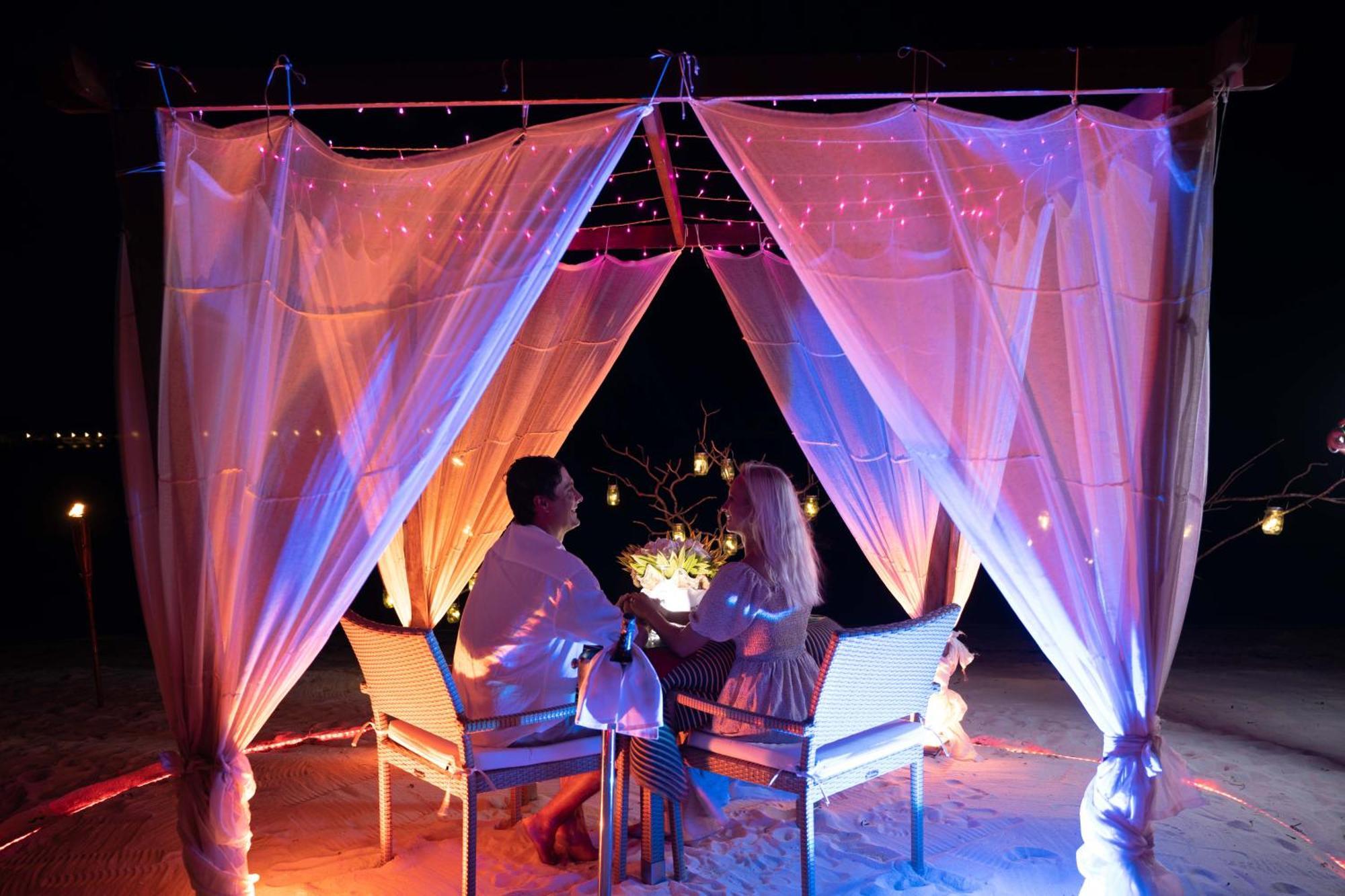 Adaaran Select Huduran Fushi 4*